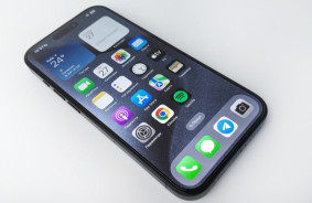 Apple's standard warranty no longer covers iPhone and Apple Watch display cracks