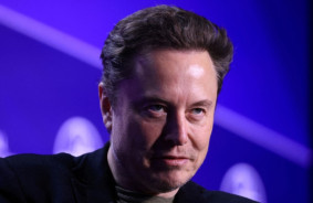 "I wanted peace, but this is war". Musk is suing advertisers who left X/Twitter - he publicly sent them away last year