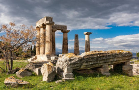 'Lord, may they die a horrible death': archaeologist uncovers gruesome inscriptions in Roman prison