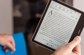 RIP, Kindle Oasis: Amazon phases out production of "readers" with physical buttons