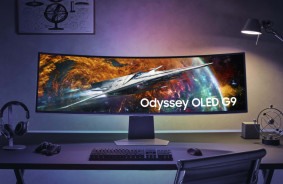 Samsung's top-of-the-range Odyssey OLED G9 monitor was on sale for £199 (discounted to £1400) - ticktocker says he had time to buy one