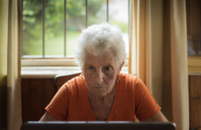 The main "fake spreaders" on Twitter are elderly women. They account for more than 80% of tweets with misinformation