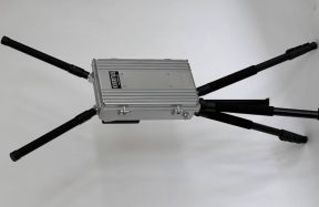 KVERTUS AD Counter FPV - "trench REB" blocking radio frequencies of Russian drones