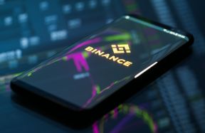 More than $780 mln was withdrawn from Binance overnight - right after a lawsuit from the U.S. regulator