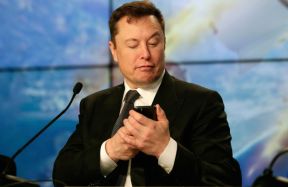 Musk is giving up his phone number and wants to be called through X - for just $8 a month
