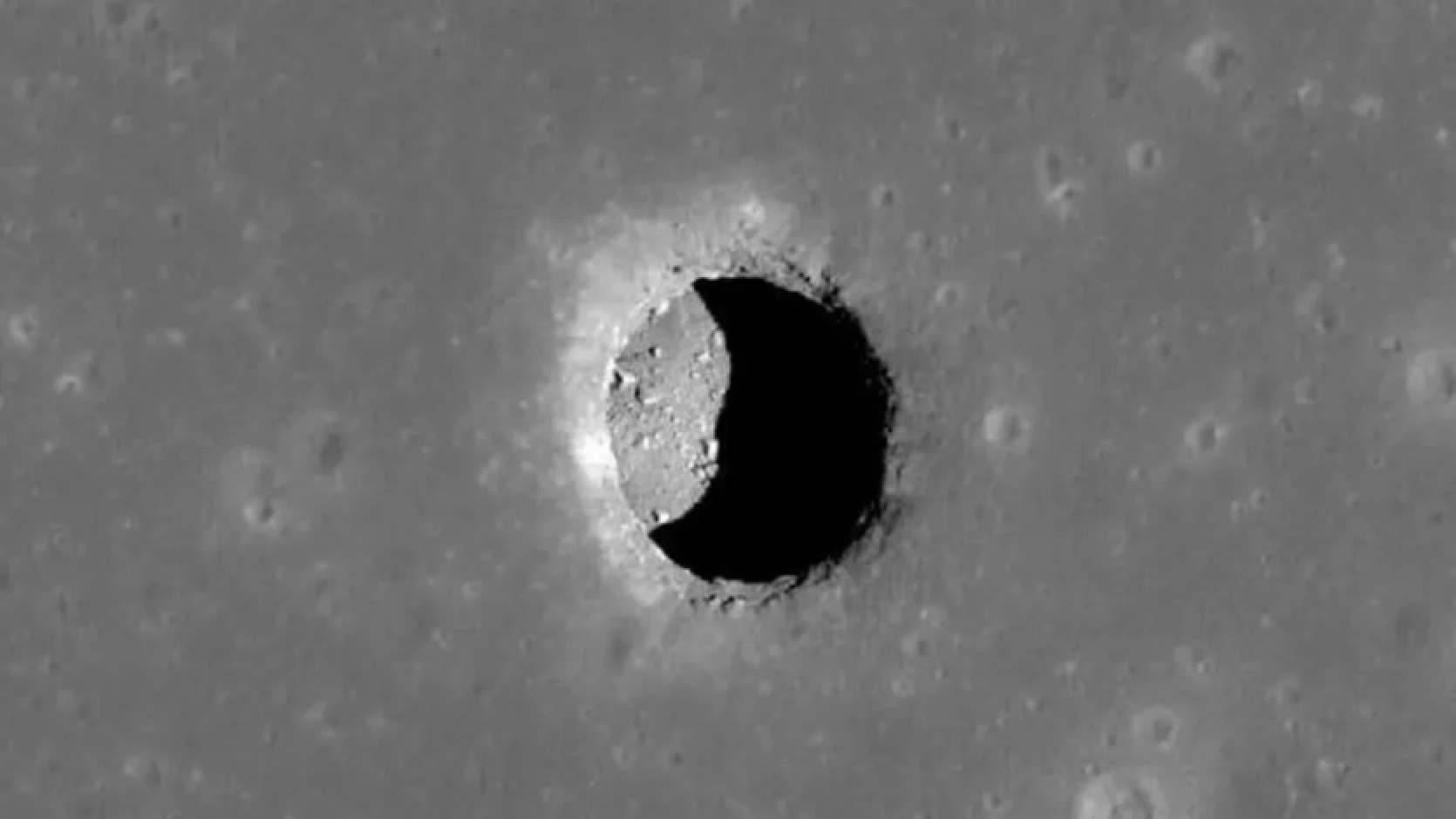 A 100-meter cave has been found on the moon that could be home to humans