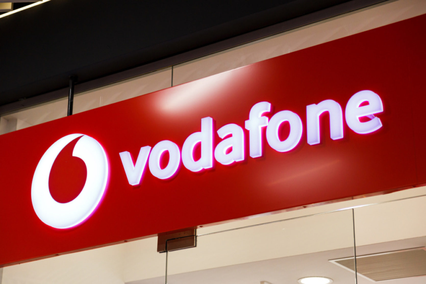 Disruption in the work of Vodafone, monobank and electronic system "New Mail". What is known?