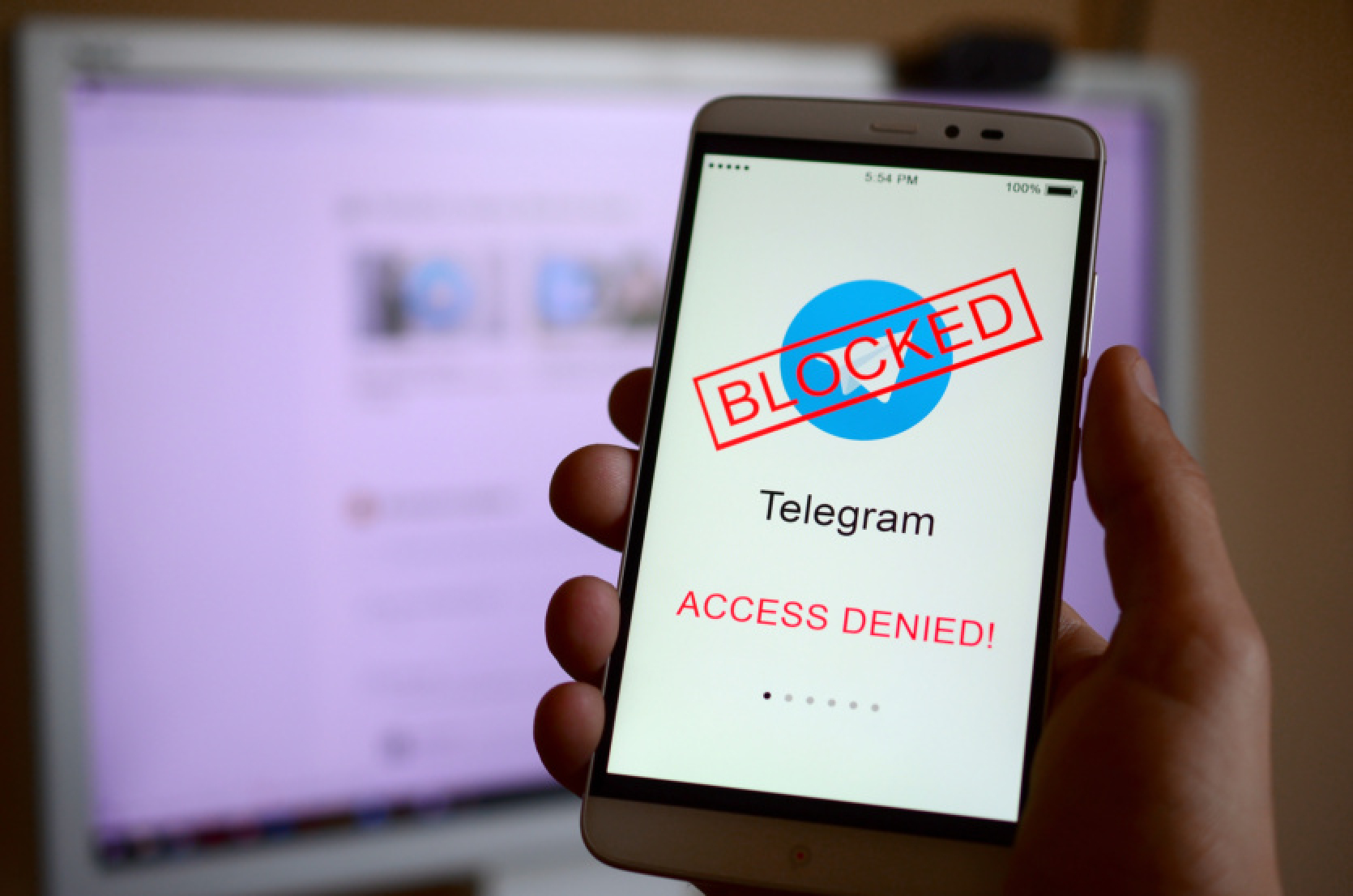 Durov: Apple demands to ban some channels in Telegram for users with Ukrainian SIM cards