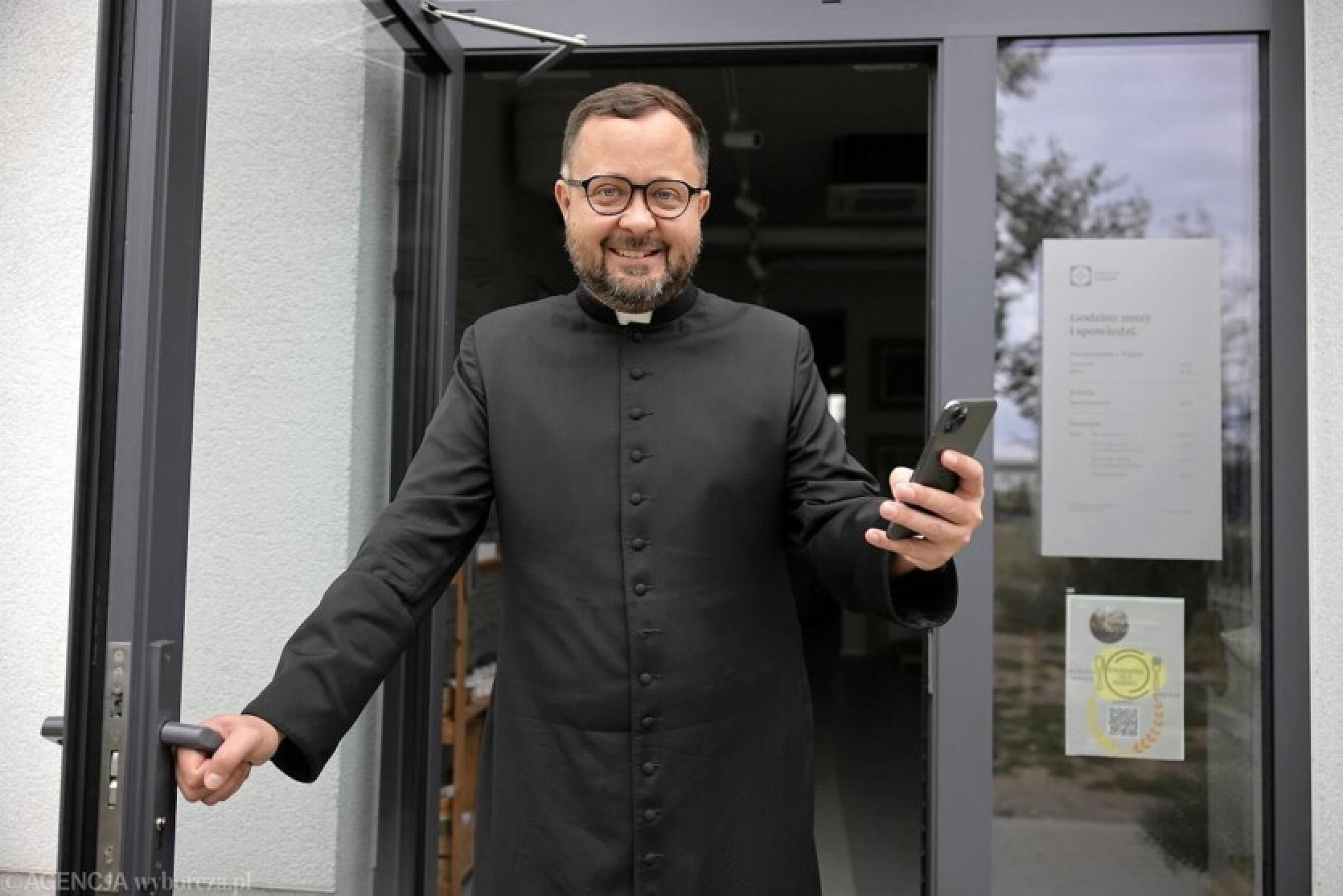 In Poland they opened a nano-chapel with ChatGPT instead of a priest - it works 24 hours a day, 7 days a week