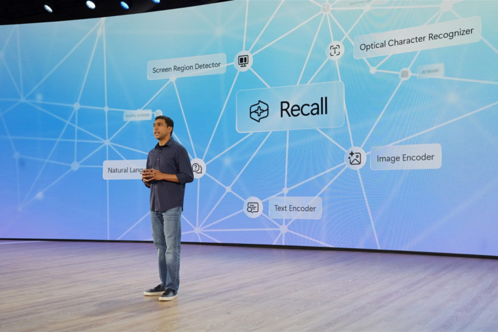 Microsoft launches Recall - artificial intelligence will record everything done on a PC for quick recovery