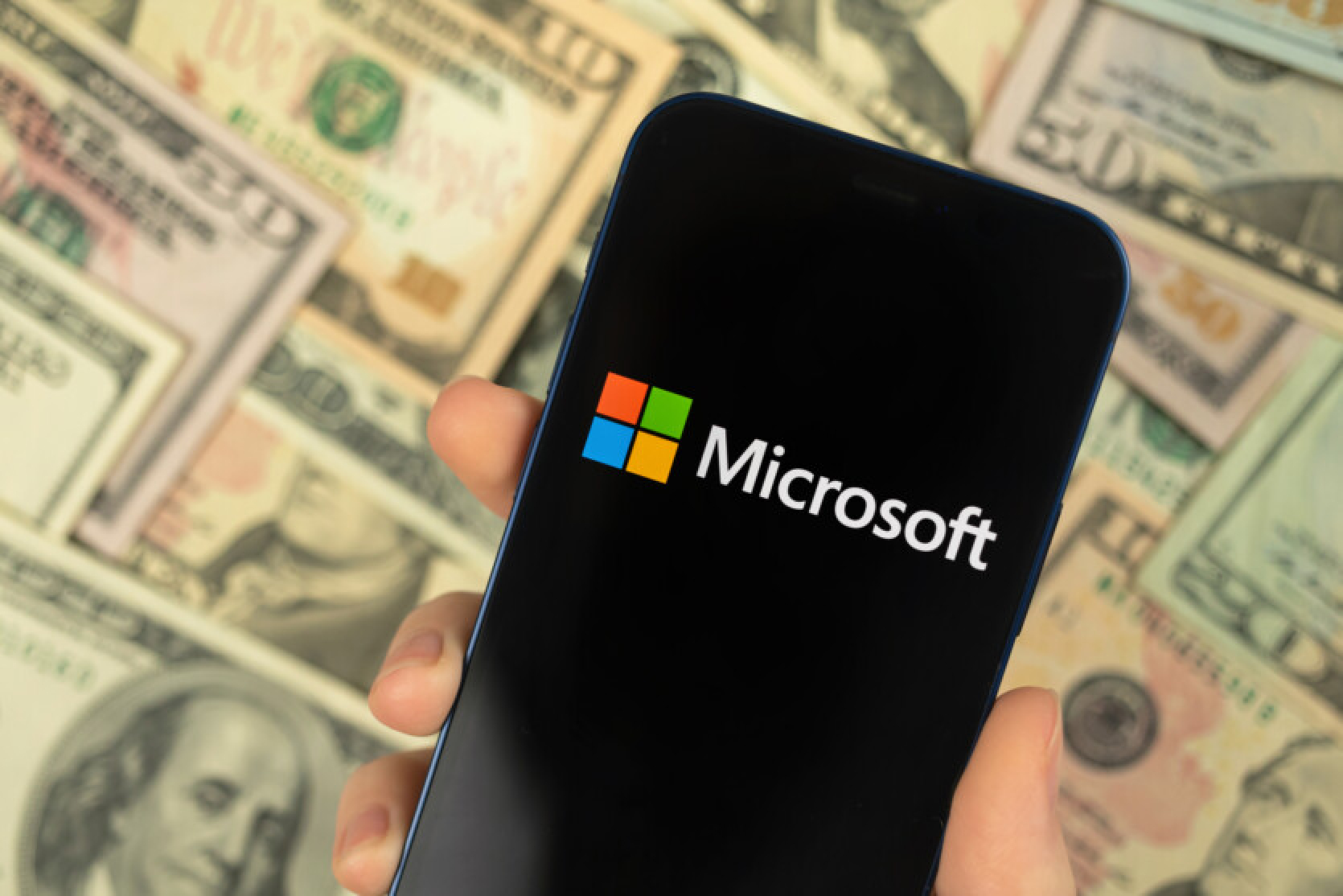 Microsoft will raffle off $1,000,000 to those who "ditched" Google's search engine for Bing