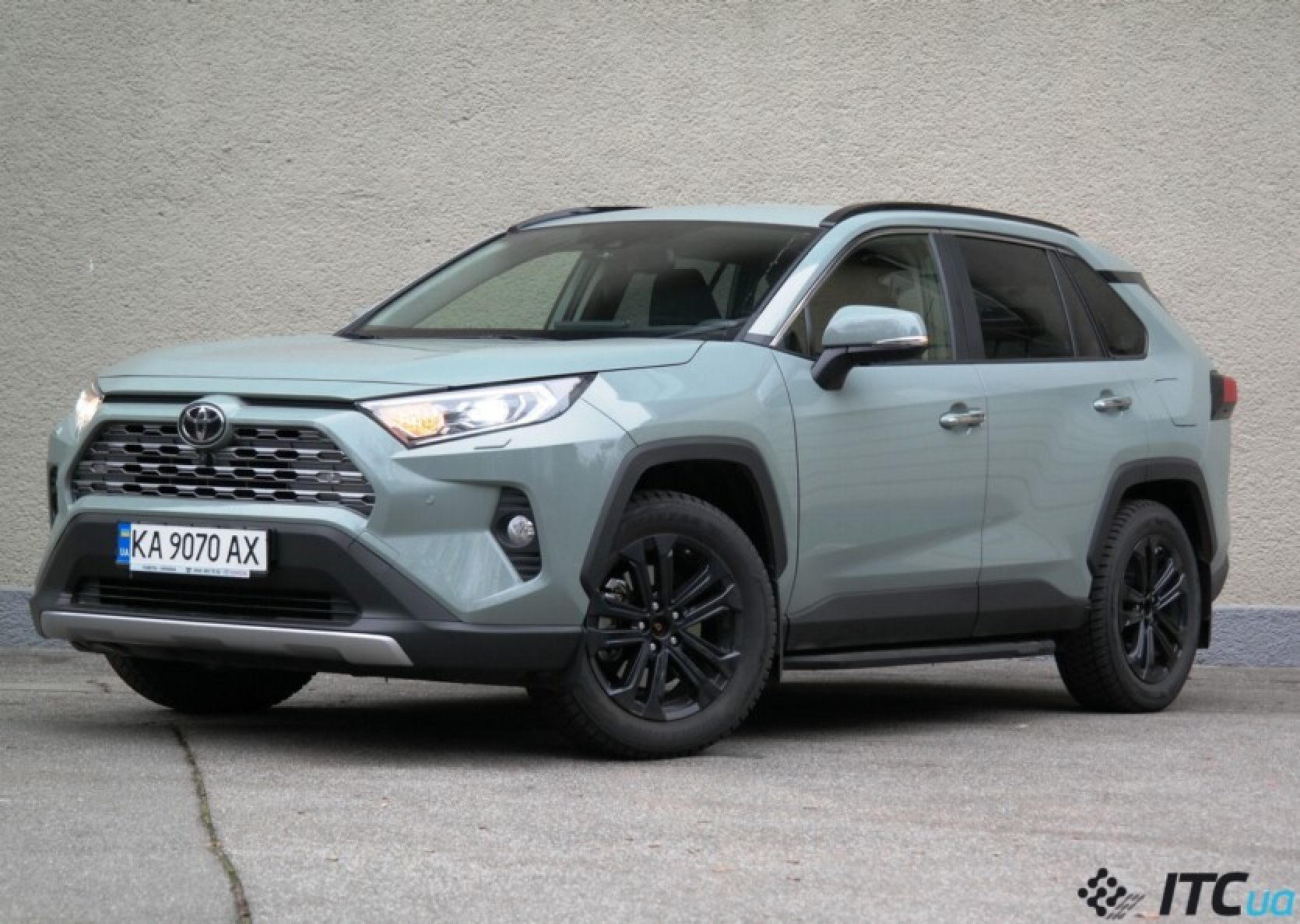 New car market in September: TOYOTA RAV-4 and RENAULT Duster leading among buyers