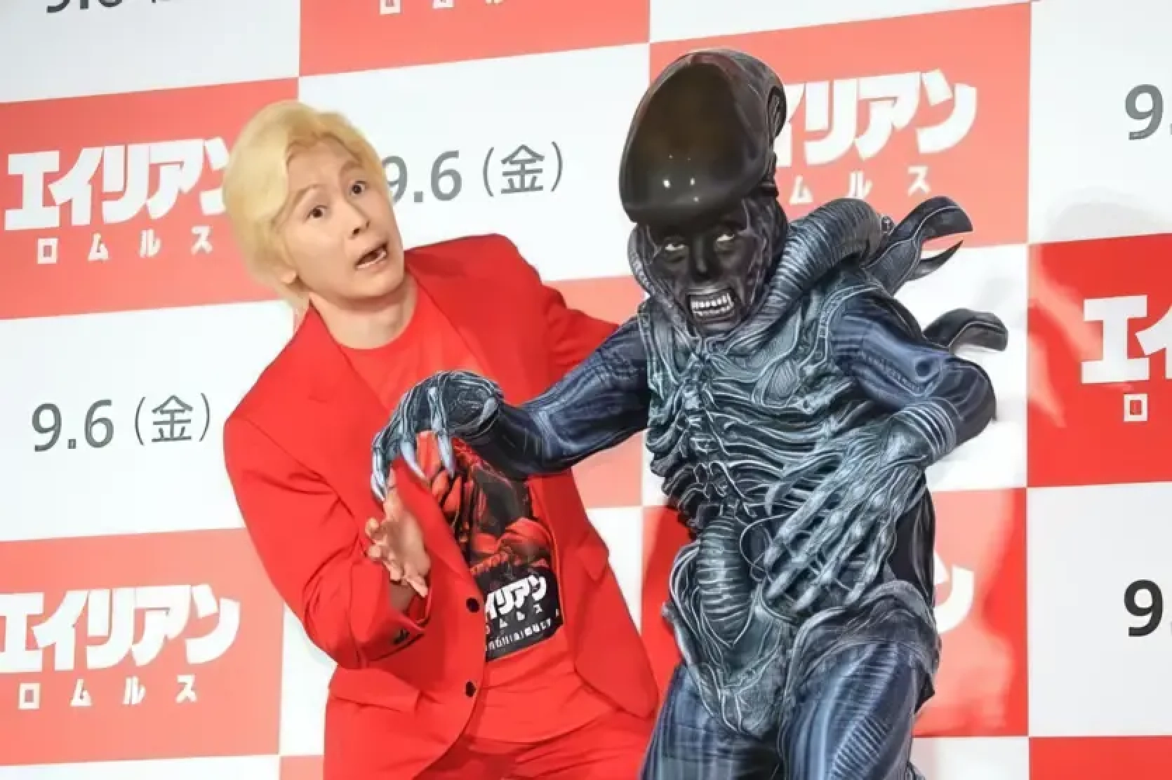 "Scary and funny": the movie "Alien: Romulus" in Japan was presented in a very strange xenomorph costume