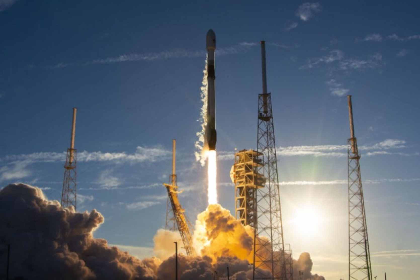 SpaceX launches military satellites to track Russian and Chinese hypersonic missiles