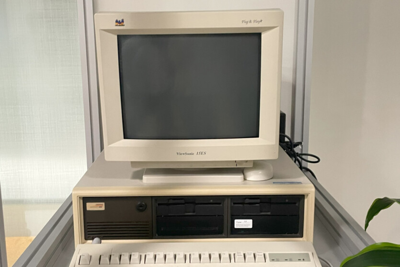 The first Civilization creator's $10,000 computer with 16MB of memory still works